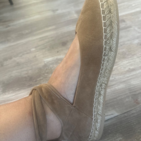Suede espadrilles, neutral color, super comfortable, never worn - Picture 5 of 7